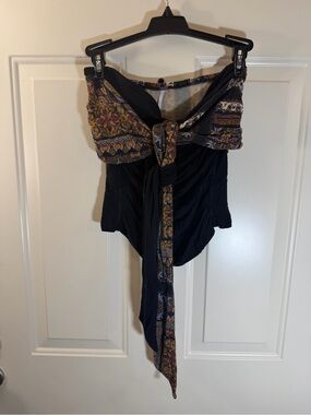 Free People Halter Top Women’s Size Small Black Boho Tie Front 0545